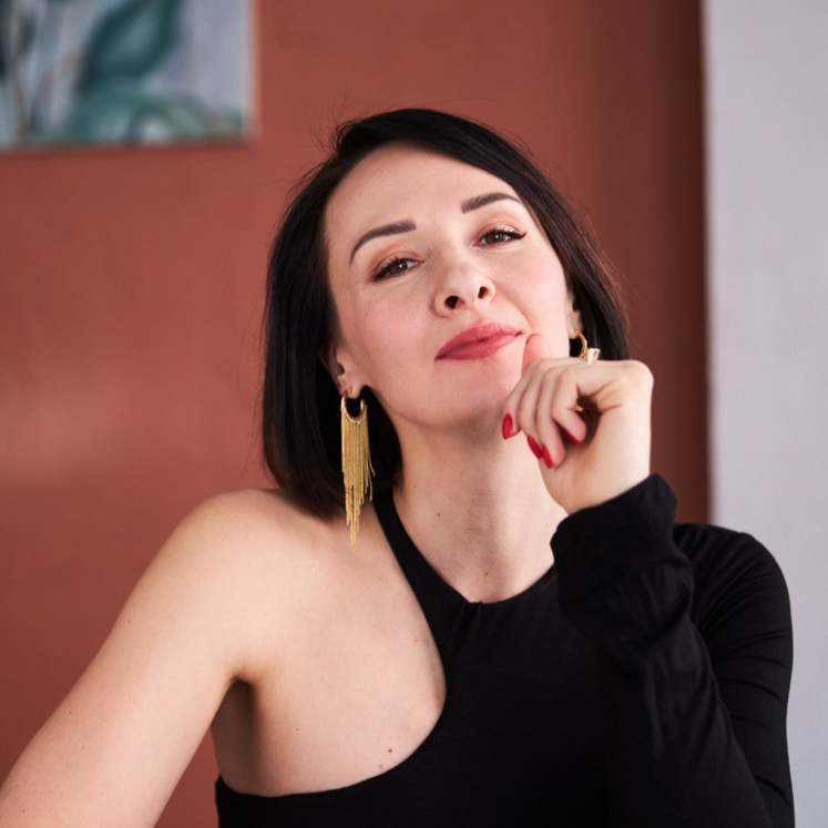 Ольга преподавательница школы сексуального мастерства Гетеротика